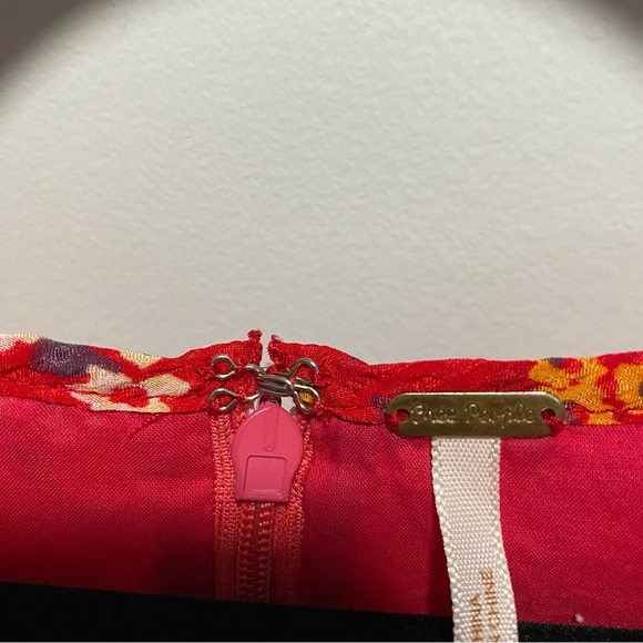 Free People Red Floral Blouse - Picture 6 of 7